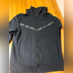 Nike Tech Fleece top all black Size Small